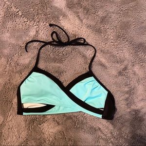 Victoria’s Secret Pink bikini top Medium ( A-C )